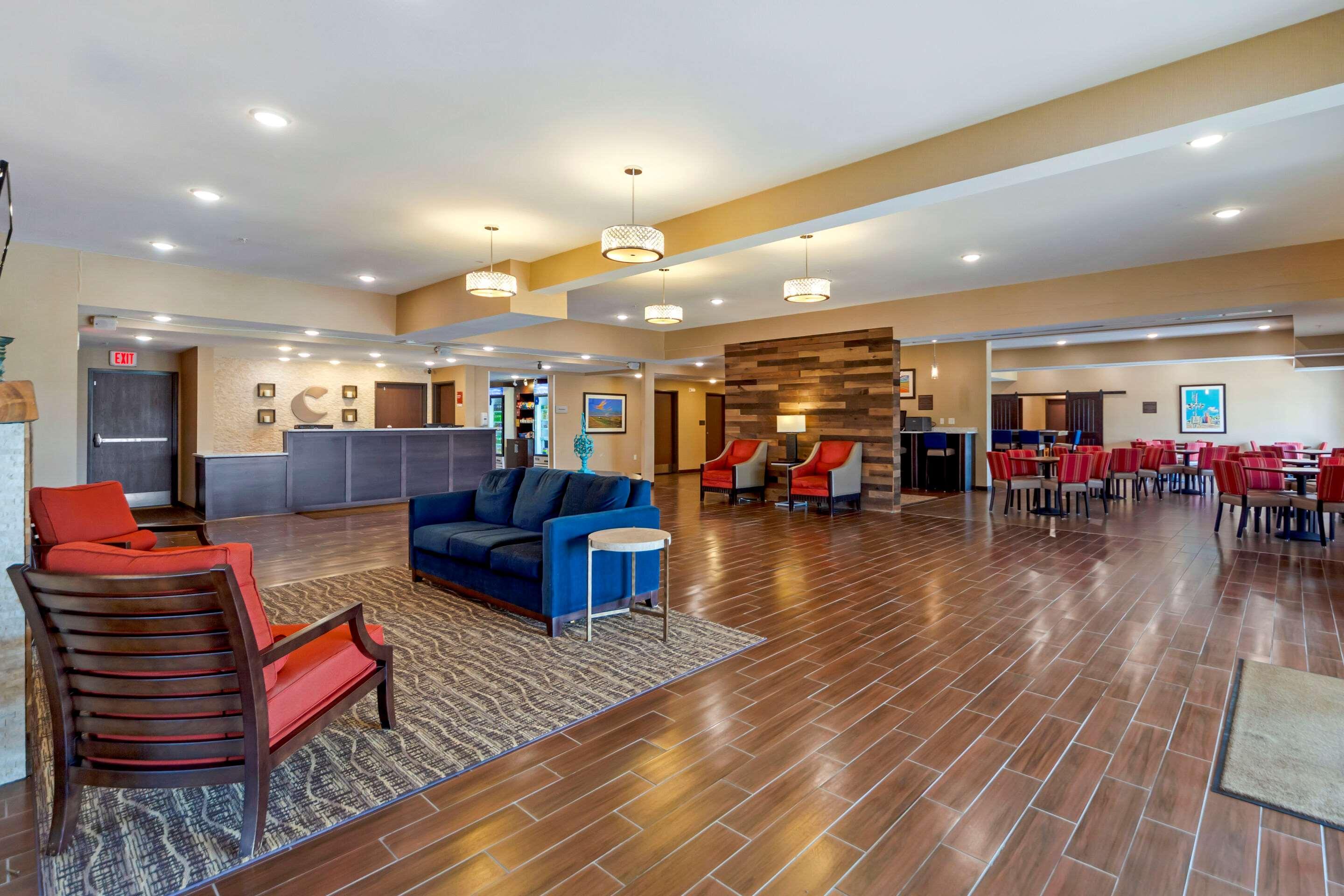 Comfort Suites La Vista Екстериор снимка